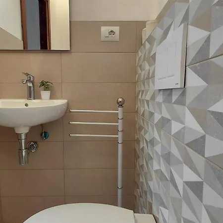 Urban Nest Apartment